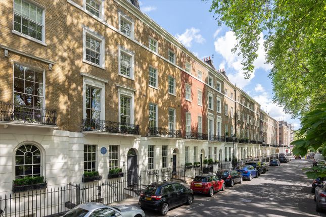 Thumbnail Terraced house for sale in Connaught Square, Hyde Park, London