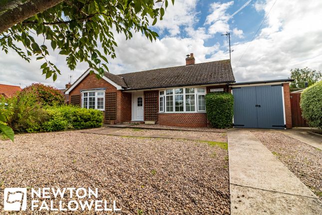 Thumbnail Bungalow for sale in Low Street, East Drayton