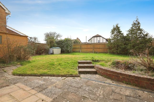 10, Portland Close, Hailsham photo 3