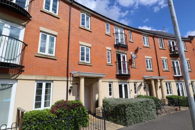 Flat to rent in Venables Way, Lincoln
