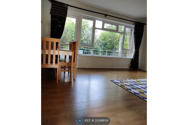 Thumbnail Flat to rent in The Paddocks, Wembley