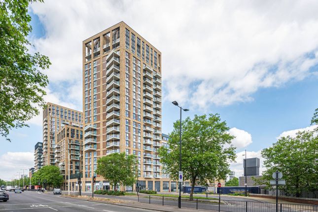 Studio studio on Duncombe House, Woolwich Riverside, £270,000