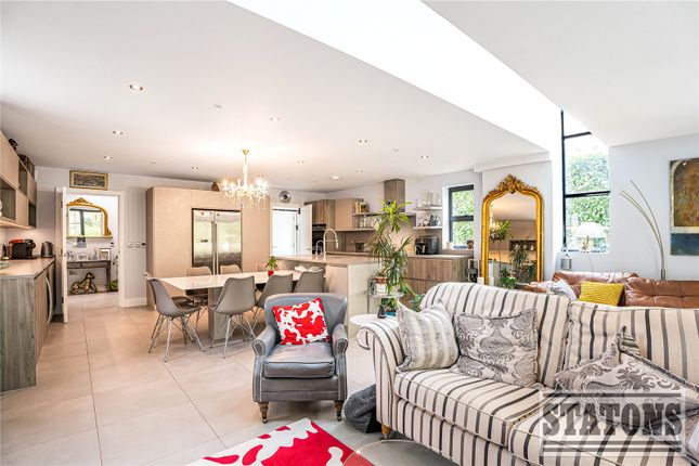 42, Loring Road, London photo 4