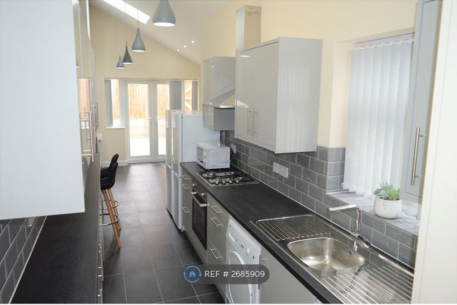 Open Plan Kitchen Lounge