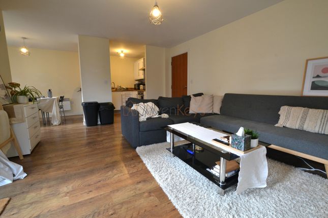 Flat for sale in Colombo Square, Worsdell Drive, Gateshead, Tyne And Wear