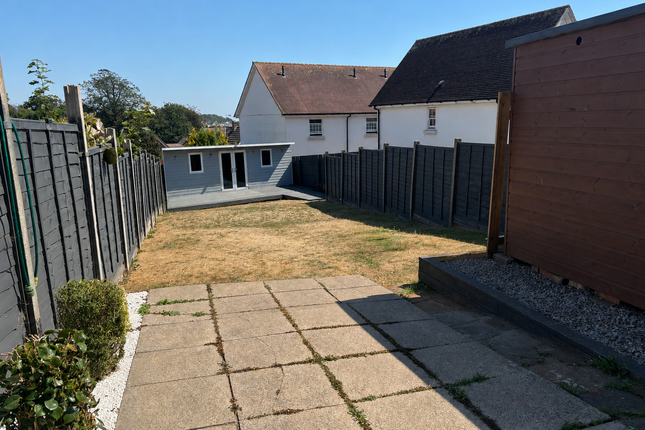 23, Newlands, Dawlish photo 3