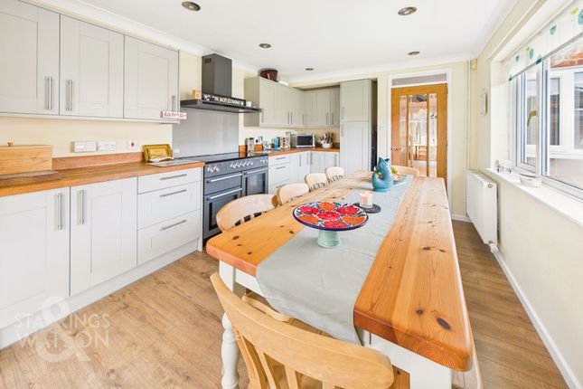 5 Gilbert Close, Norwich photo 3