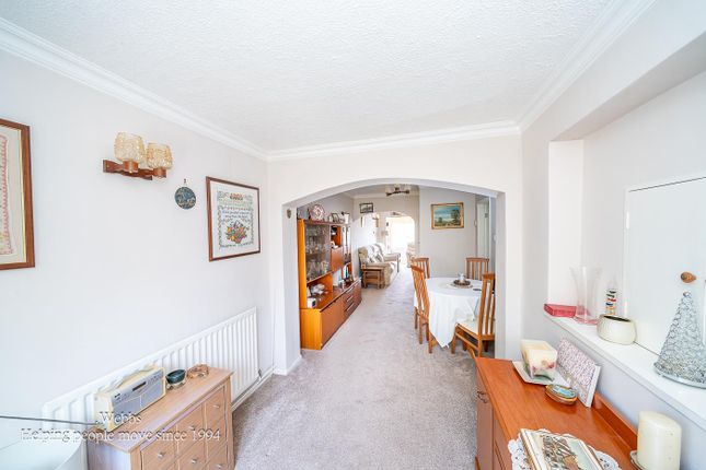 32, Hood Lane, Rugeley photo 2