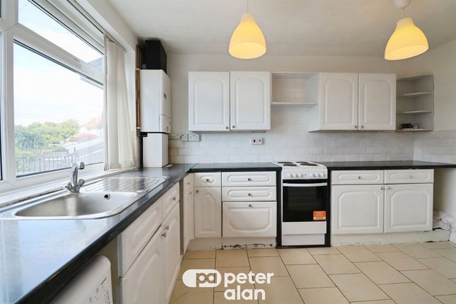 4, Lady Margaret Court, Colchester Avenue, Cardiff photo 4