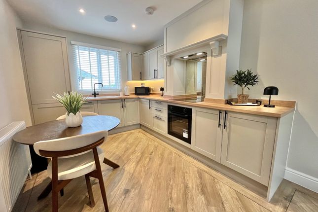 70, North Road, Saltash photo 3