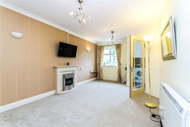 12, Wren Court (Warlingham), Warlingham photo 2