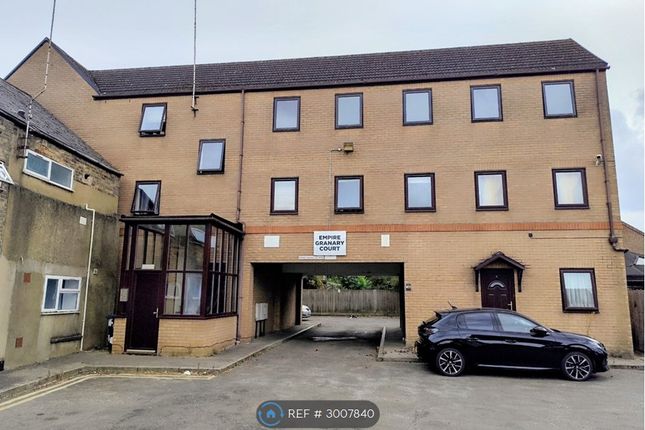 1-bed flat on Flat, Empire Granary Hitches St, Ely, £800/mo