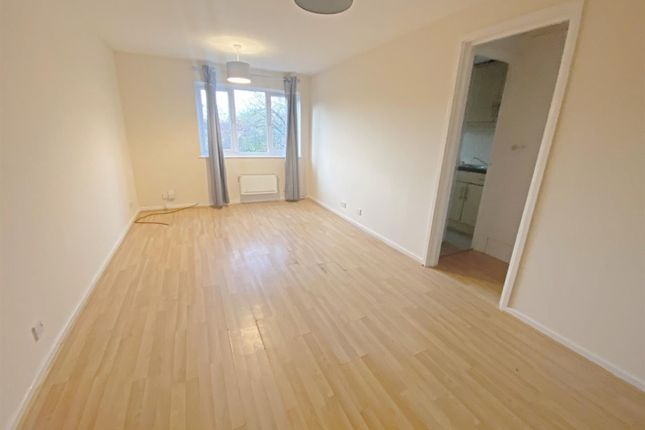 Flat to rent in Denmead, Two Mile Ash, Milton Keynes