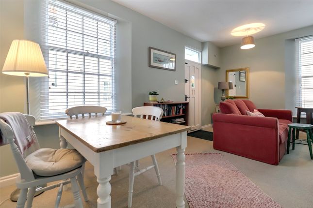 Painters Cottage, 132, Irsha Street, Bideford photo 4