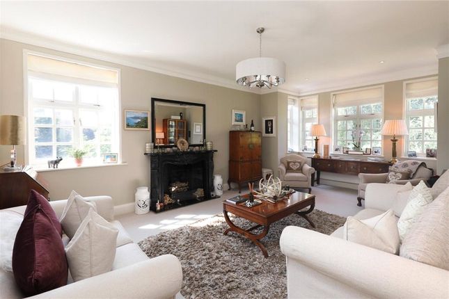Flat 2, 9, Calonne Road, London photo 2