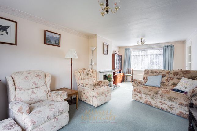 13 Roffeys Close, Crawley photo 4