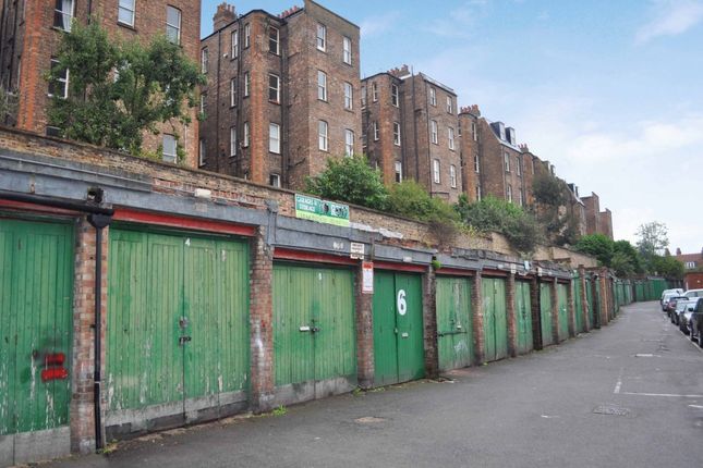 Parking/garage to let in West End Lane, London