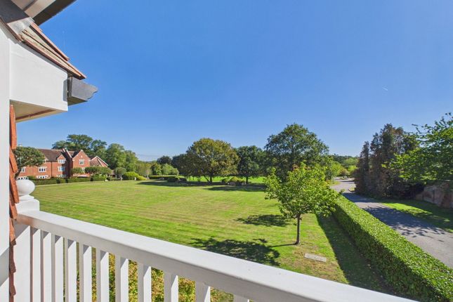 6 Summers Place, Stane Street, Billingshurst photo 3