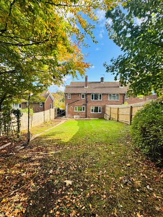 Deeds Grove, High Wycombe photo 4