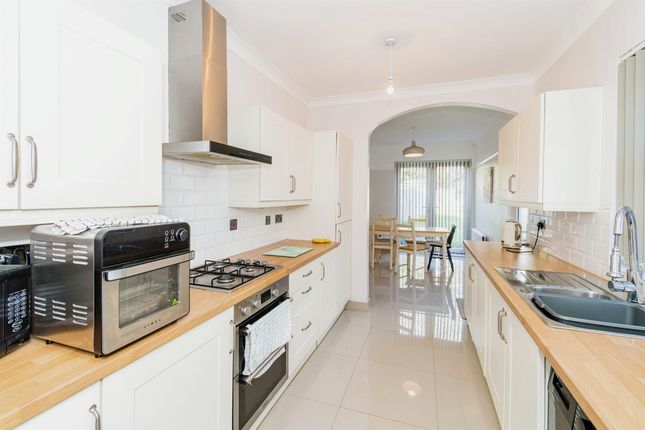 157, Swift Road, Southampton photo 3