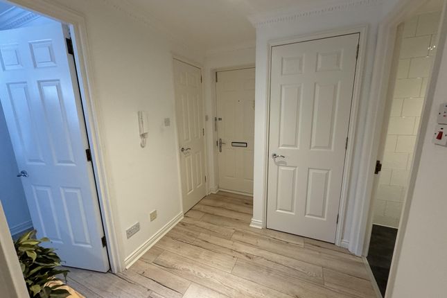 Flat 4 at 7 Riverview Gardens, Glasgow photo 5