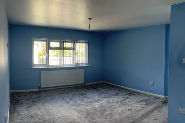 Terraced house to rent in Colvin Gardens, Ilford