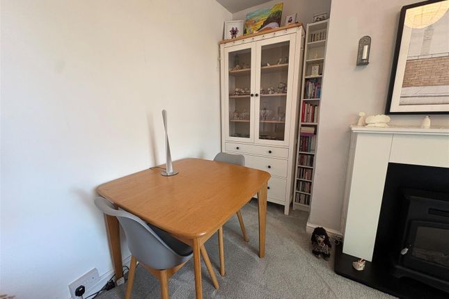 3, Mayfield Terrace, Bradford photo 5