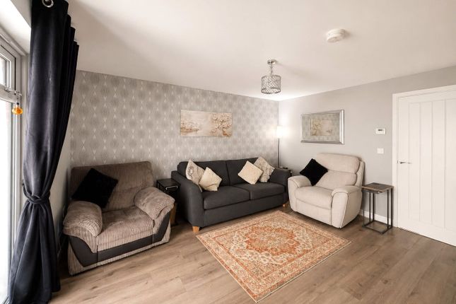 124, Beaminster Avenue, Lancashire photo 4