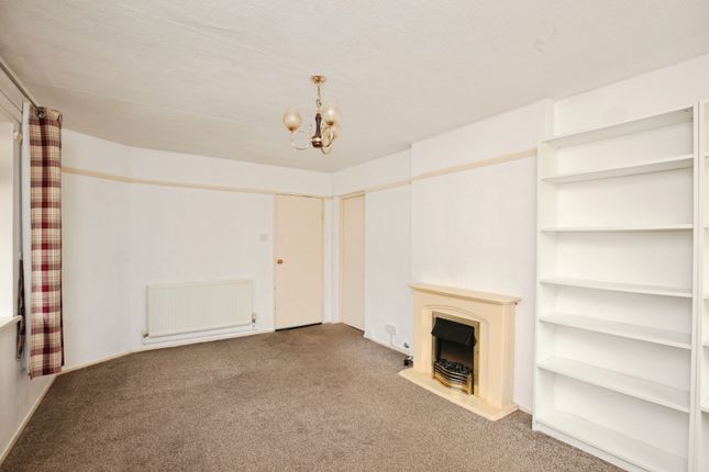 Flat 11, Warbro Court,, Warbro Road, Devon photo 3