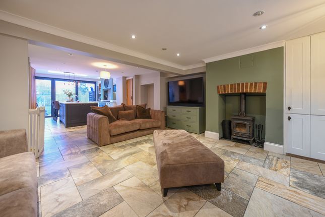 20, Silver Hill Road, Willesborough photo 2