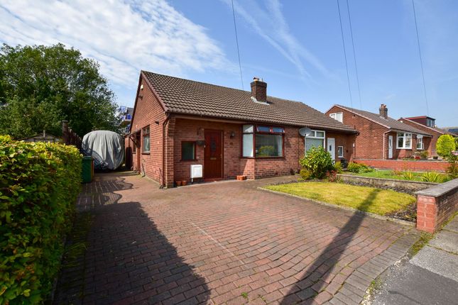 2-bed house on 12 Birtenshaw Crescent, Bolton, £950/mo