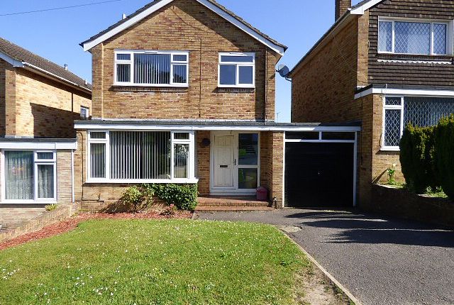 3 bed link-detached house to rent in Selhurst Way, Fair Oak, Eastleigh SO50