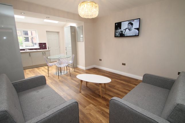 Hartley Grove, Leeds photo 3