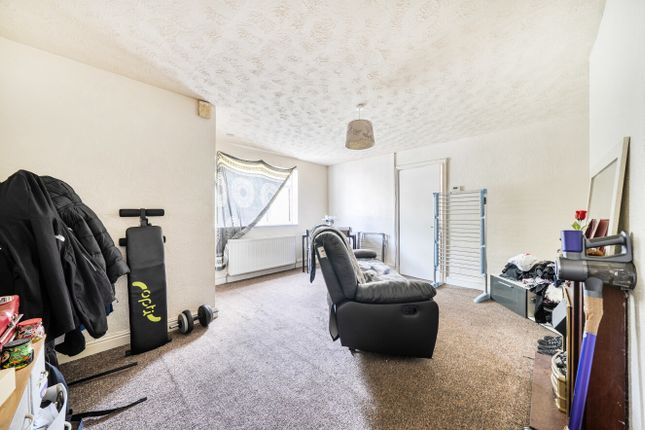 Flat 7, 3, Brook Street, Cheshire photo 3