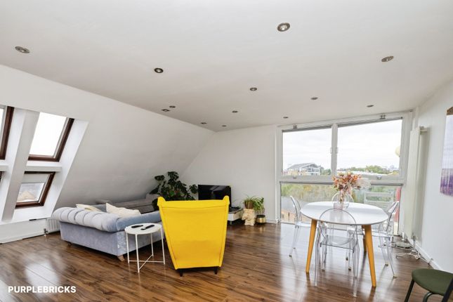 Asher Way, London photo 3
