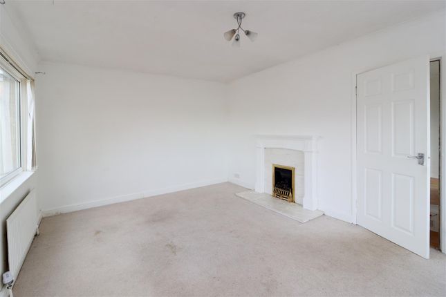 Shadfen Crescent, Morpeth photo 2