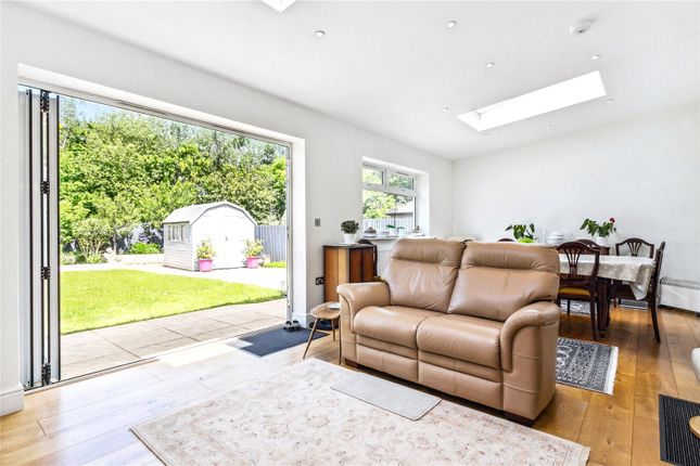 129, Chertsey Road, Twickenham photo 4