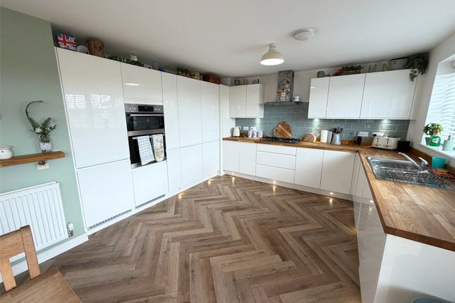 33, Sunflower Lane, Middlesbrough photo 4