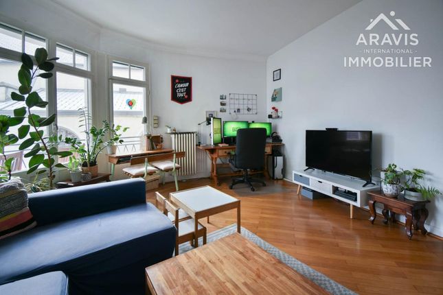 Thumbnail Apartment for sale in Rhône-Alpes, Haute-Savoie, Annecy