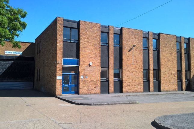 Thumbnail Industrial to let in Unit 7 Trident Way, International Trading Estate, Southall