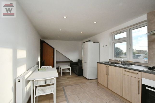 280, Lampton Road, Hounslow photo 2