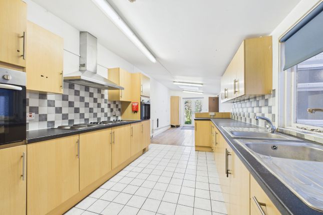 48 Westbourne Avenue, Princes Avenue, East Riding of Yorkshire photo 3