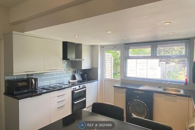 Fully Equpied Brand New Kicthen