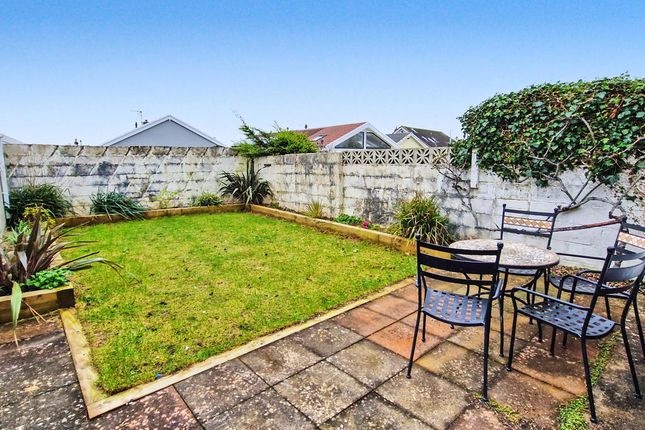 16, BREDENBURY GARDENS, PORTHCAWL photo 2