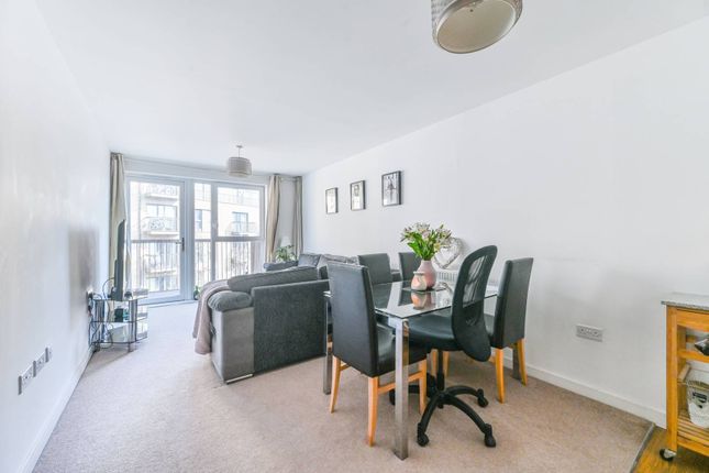 Thumbnail Flat for sale in Connersville Way, Purley Way, Croydon