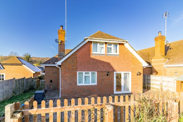 Thumbnail Detached house to rent in Winchester Road, Ropley, Alresford