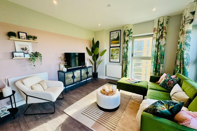 Flat for sale in Flagstaff Road, Reading