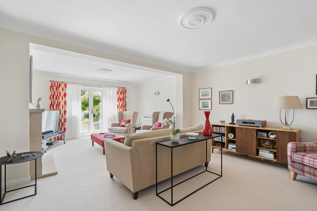31, Farm Way, Northwood photo 3