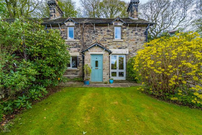 Thumbnail Cottage for sale in Lady Bridge Lane, Bolton