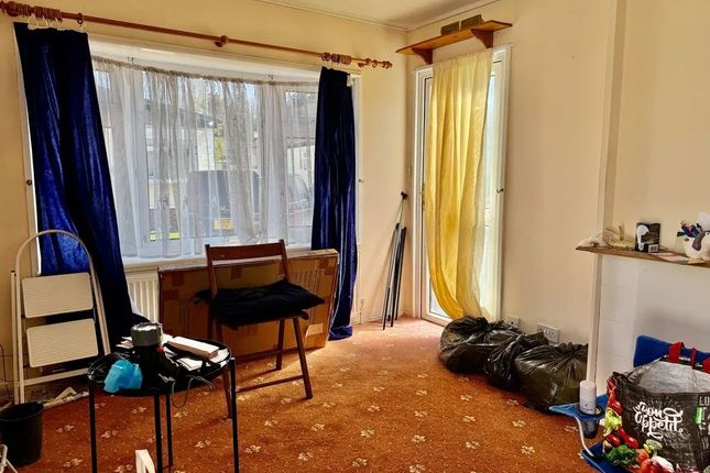 10 Elstree Park,, Barnet Lane, Borehamwood photo 2